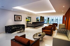 Lobby - Days Inn Sierra de la Ventana (Sierra de la Ventana)