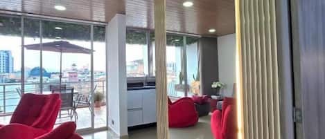 Deluxe Apartment, Housekeeping, City View | Interior
