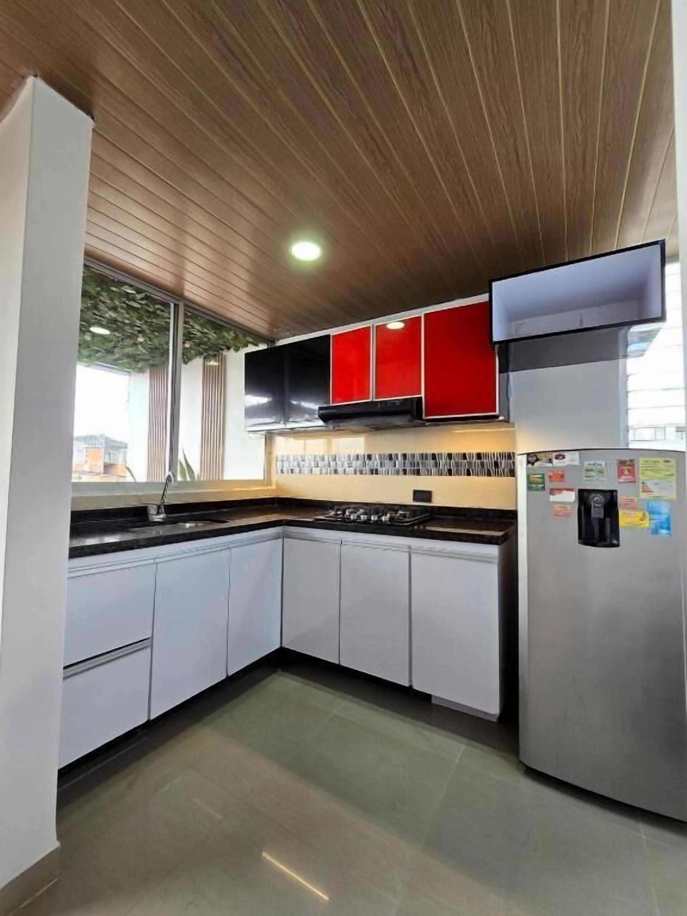 Deluxe Apartment, Housekeeping, City View | Private kitchen