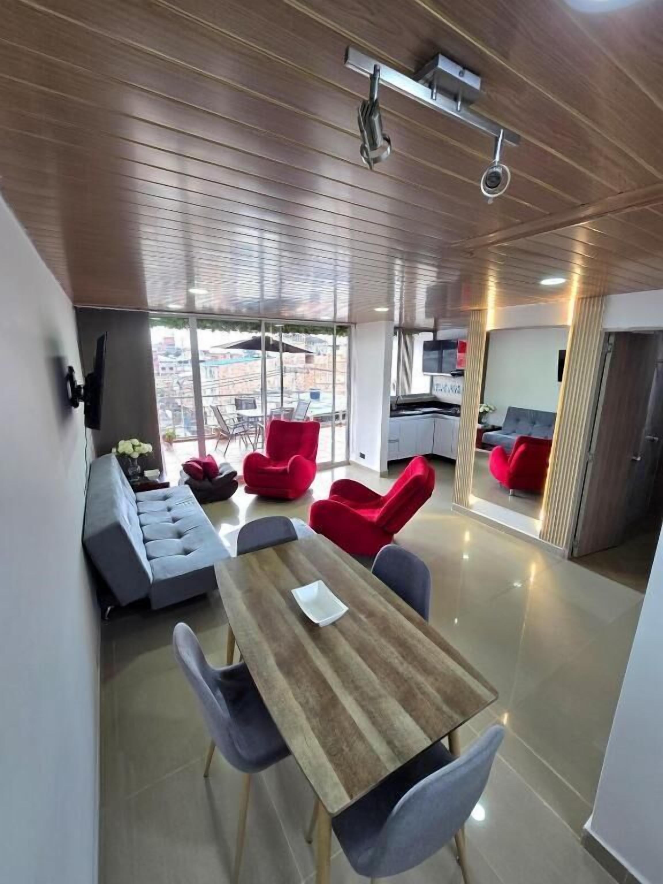 Apartamento luxo, serviço de arrumação, vista para a cidade | Parte interna