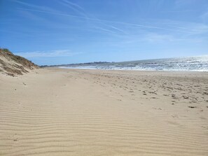 Beach - Mobile home in a 4-star campsite between sea and forest in Saint-Hilaire de Riez (Saint-Hilaire-de-Riez)