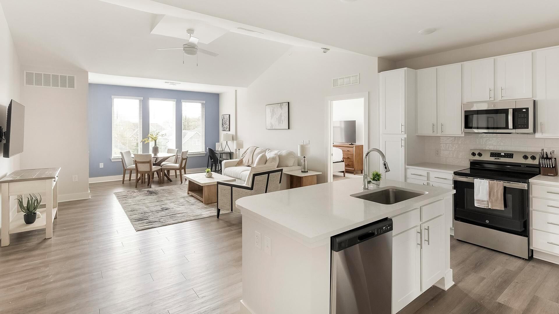 標準公寓 (2 Bedrooms) | 私人廚房 | 電冰箱、咖啡機/沖茶器