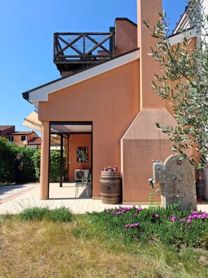 Terrace/patio - La Serenissima: beach, bicycle and Venice !!! (Punta Sabbioni)
