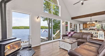 Luxury Cottage Compound in Parry Sound. Deep water docking and Sandy Beachfront!
