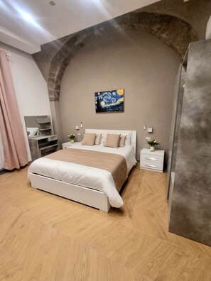 1 chambre, fer et planche à repasser, Wi-Fi, draps fournis