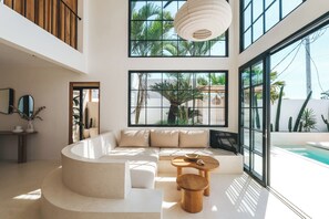Living area - Alua White (Kerobokan)