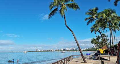Pajuçara Vista Mar: Amplo 2Q com Garagem