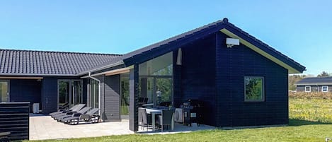 House | Exterior