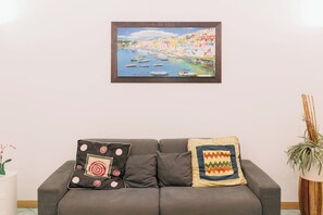 Living area - Nice apartment in central area, 10 minutes from the train station (Sant'Agnello)