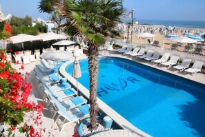 Seasonal outdoor pool - Hotel Rivamare Jesolo (Jesolo)