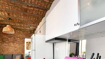 Gác, 2 phòng ngủ, hút thuốc | Nội thất