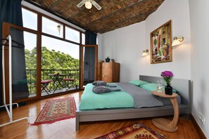 Loft, 2 Bedrooms, Smoking