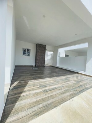 Property grounds - La Coral del Paraíso - Modern Villa w/ Private Pool Near Beach (Caleta)