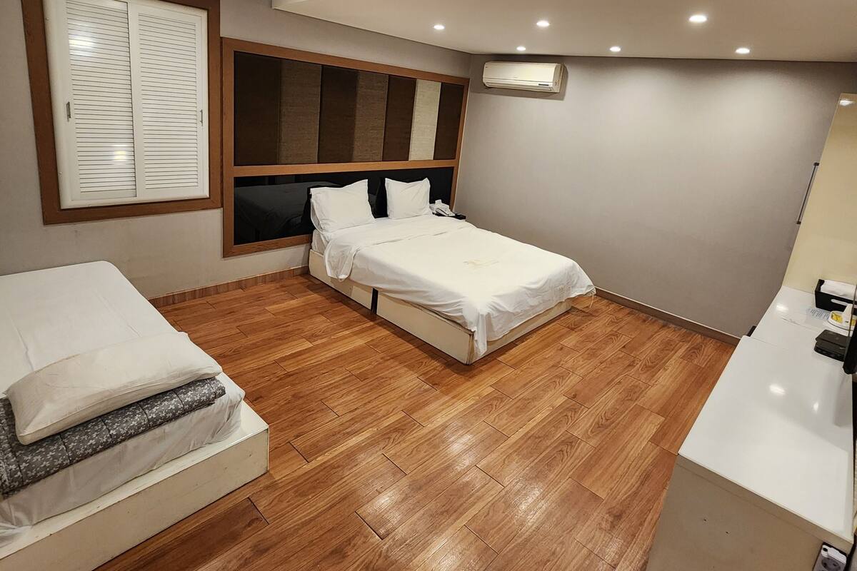 デラックス ツインルーム 客室清掃 シティビュー