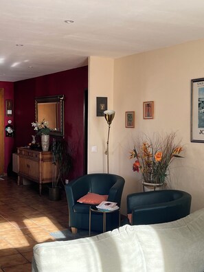 Hall