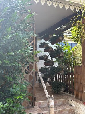 Exterior detail - T2 furnished with terrace and pool - Saint-Louis 🌺. 🌴 (Saint-Louis)