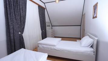 Soundproofing, free WiFi