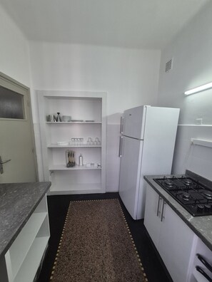 Oven, stovetop - Hassan Grand Standing Station 3min/Honey Rabat stay (Rabat)