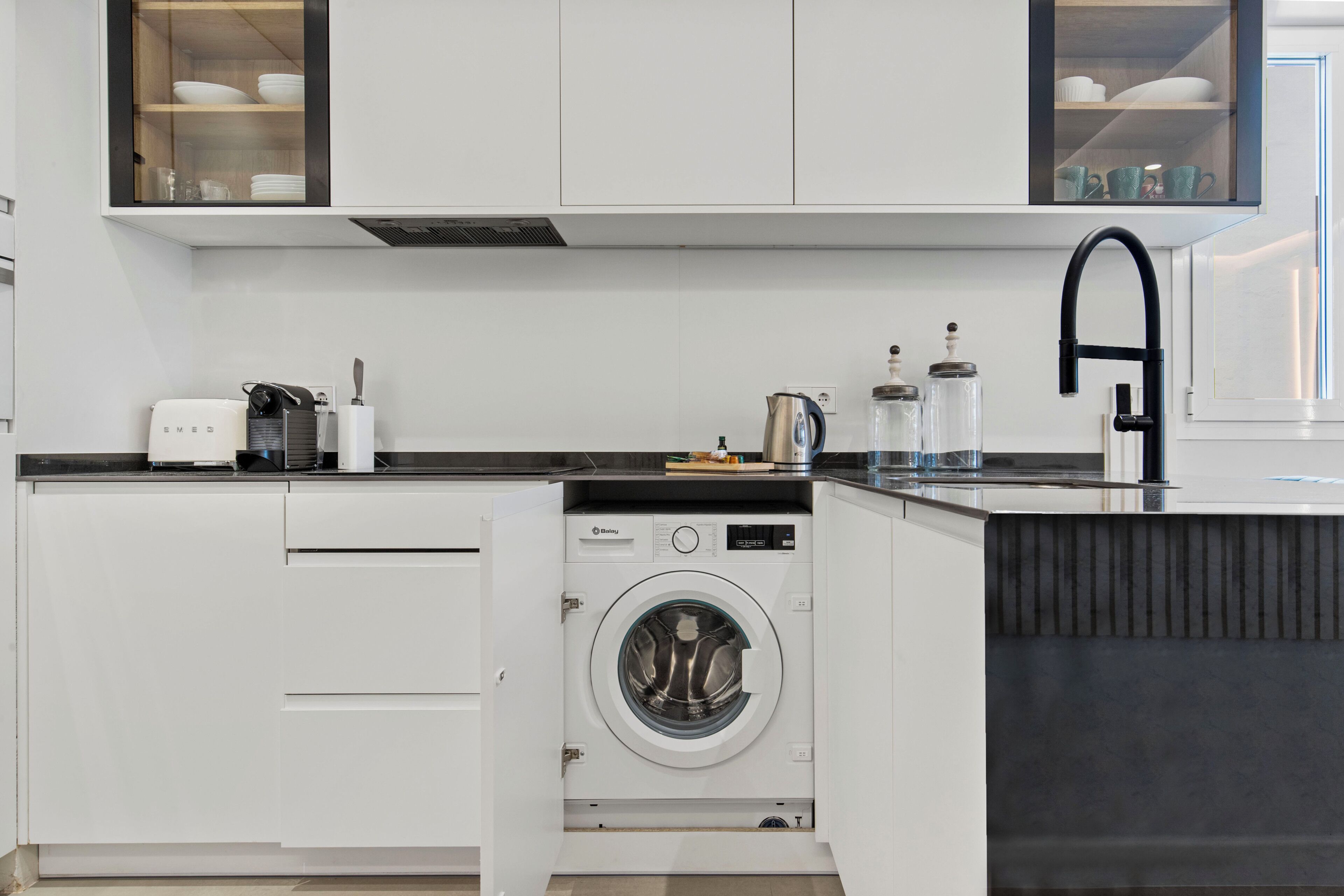 Apartment, Balcony, Ocean View | Private kitchen