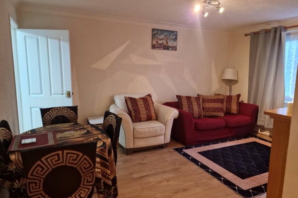 House, 3 Bedrooms, Accessible | Living room