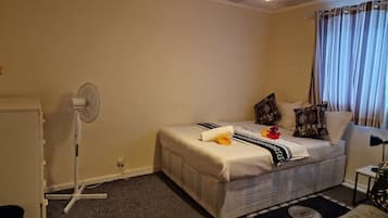 House, 3 Bedrooms, Accessible | 4 bedrooms
