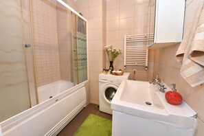 Apartment, 2 Bedrooms | Bathroom - Elegant Taksim Retreat 2BR Near Fish Market (Istanbul)
