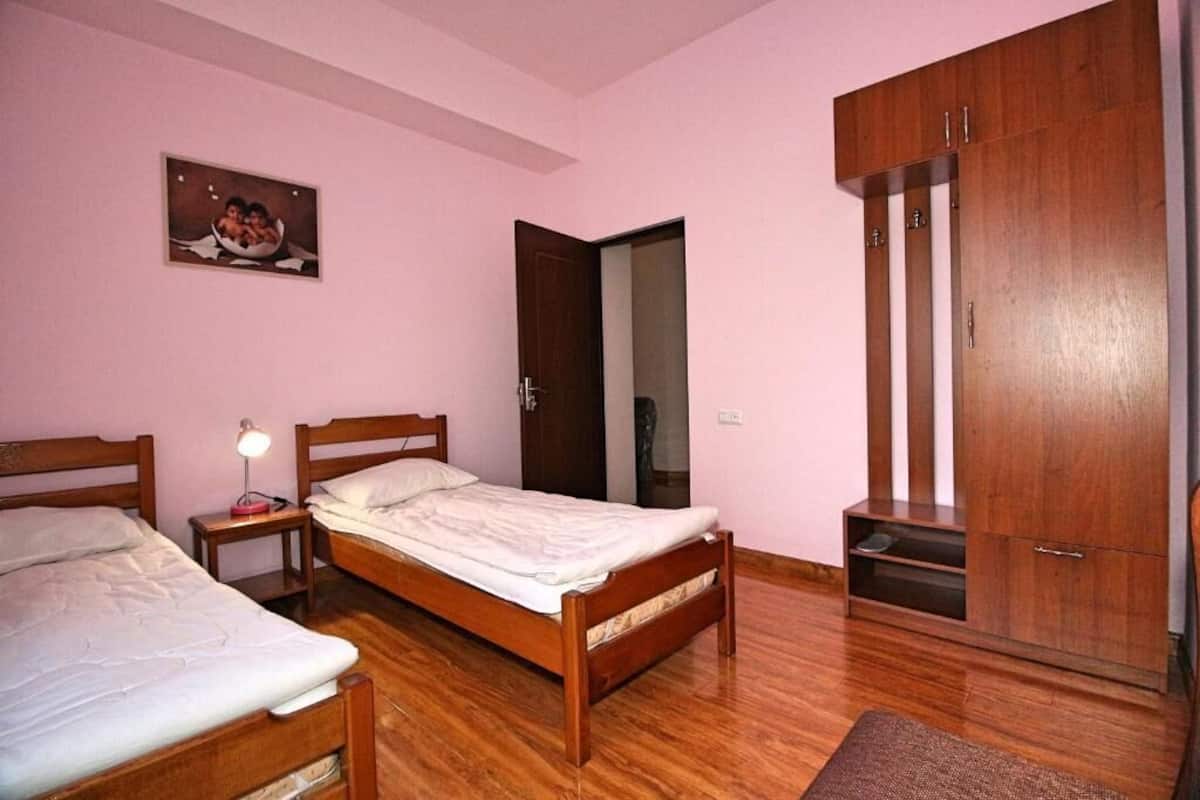 Phòng đơn, quang cảnh vườn