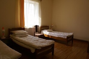 Camera tripla, vista collina