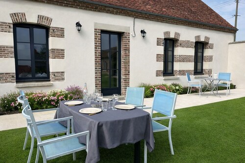 Charming, Renovated Farmhouse • Private garden • Terrace • Calm • Up to 6 people.