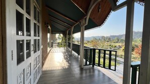 Bungalow, uitzicht op tuin | Terras