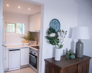 Private kitchen - Cottage in the middle of nature with city and sea views (Mijas)