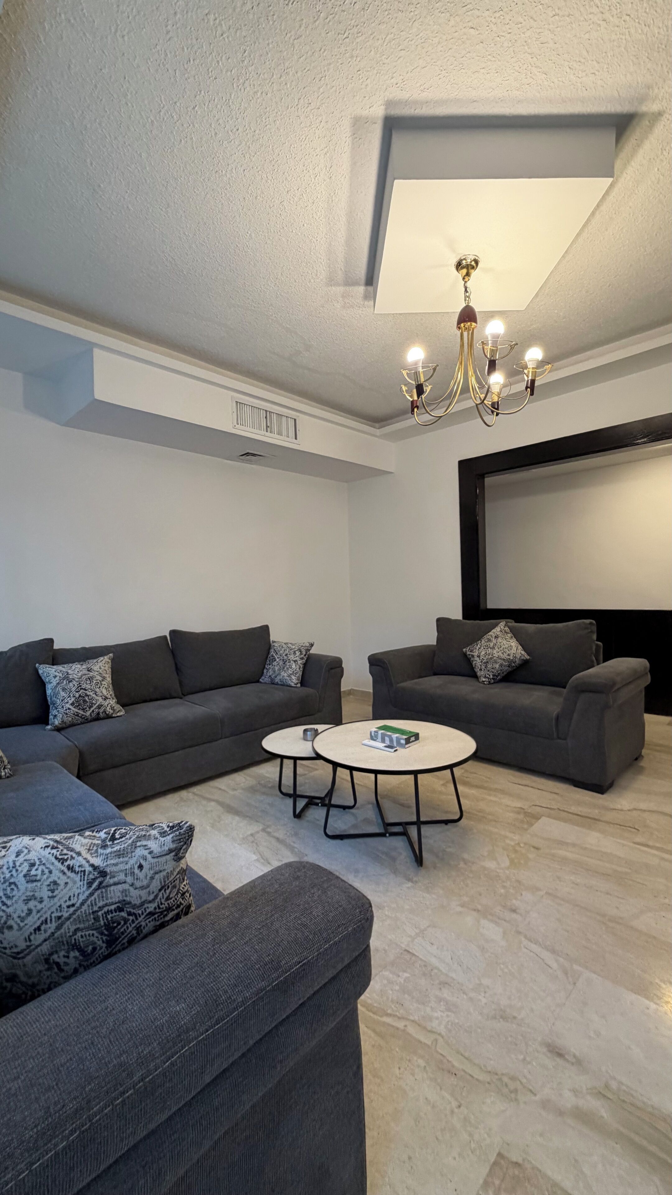 Appartement, 3 slaapkamers, roken, balkon | Woonkamer