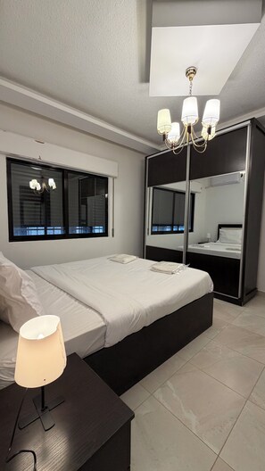 Căn hộ, 3 phòng ngủ, hút thuốc, ban công | 3 phòng ngủ 