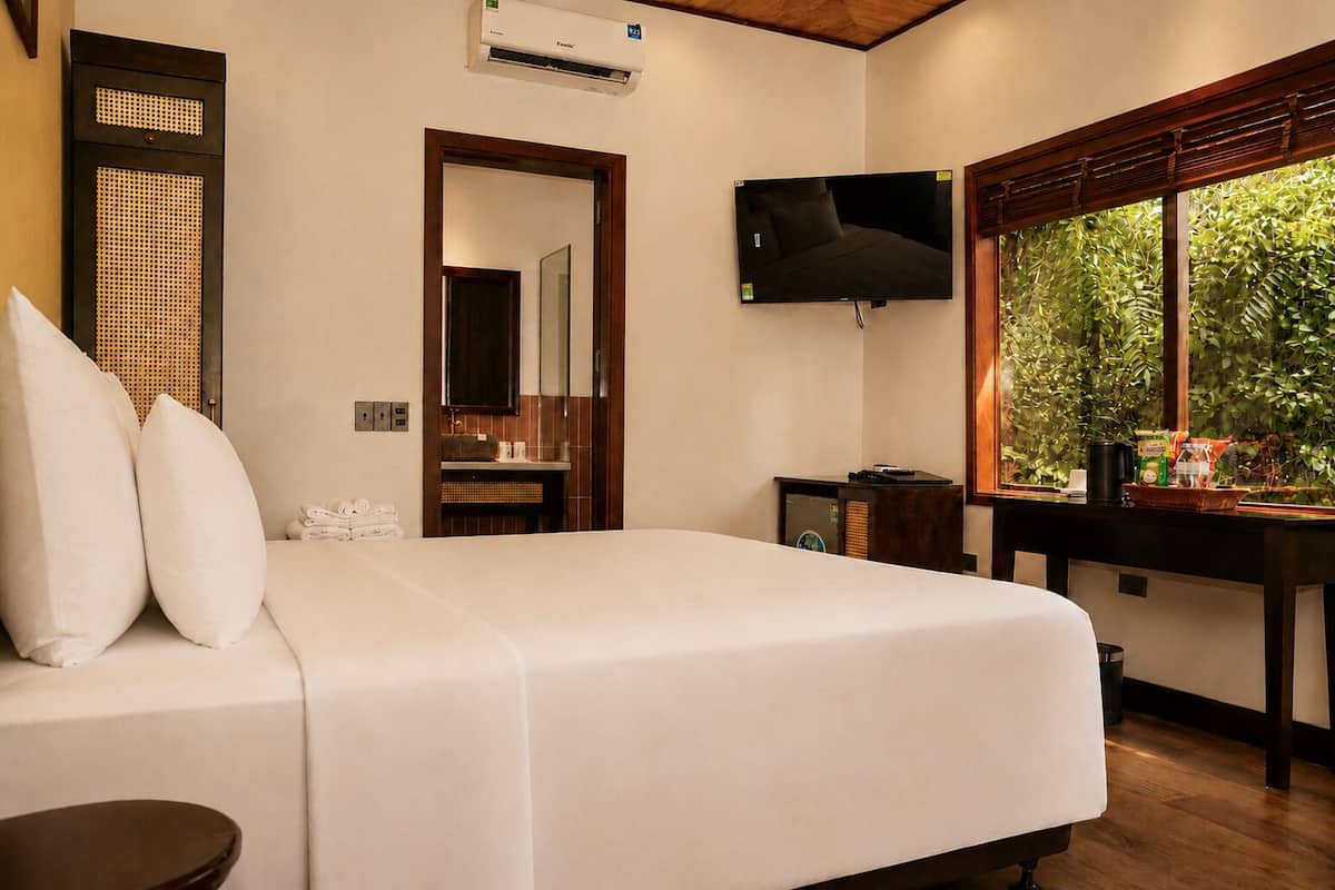 Minibar, kostenloses WLAN, Bettwäsche