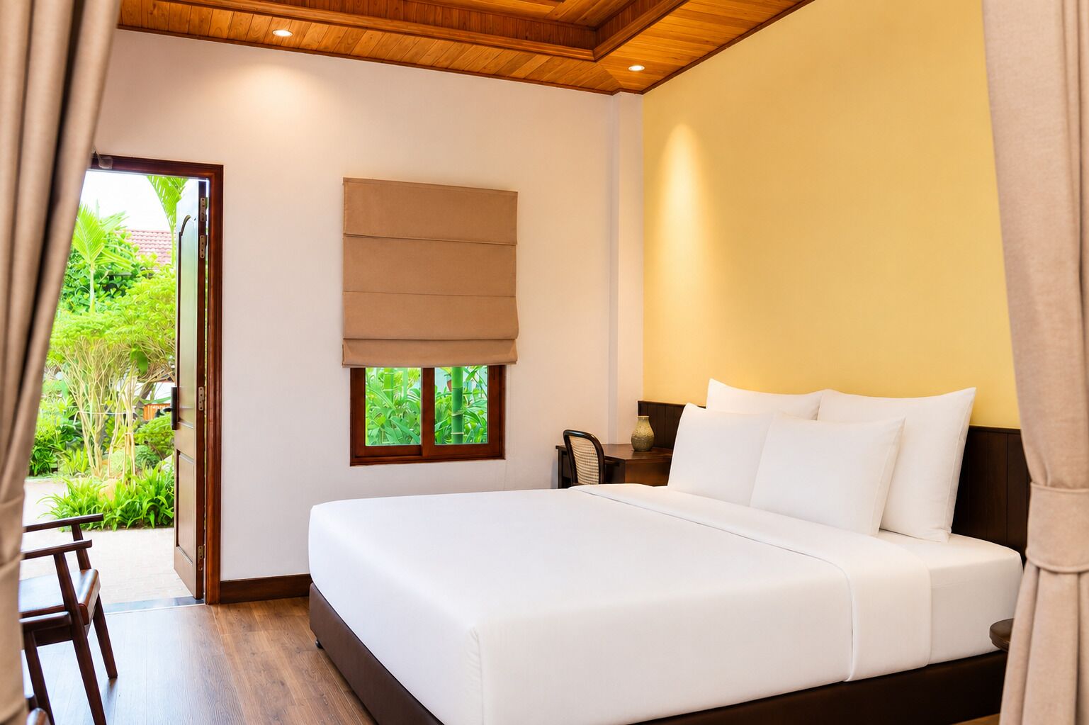 Minibar, wifi gratis y ropa de cama 
