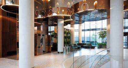 Skyline Suite - Danube-View Balcony&Pool