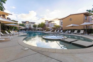 Pool - Modern luxury & unforgettable sunsets at Mavila - huge patio w pool (Cabo San Lucas)