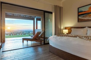 2 bedrooms, iron/ironing board, WiFi, bed sheets - Modern luxury & unforgettable sunsets at Mavila - huge patio w pool (Cabo San Lucas)