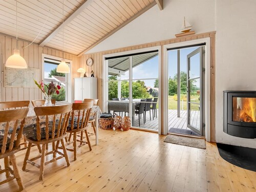 "Hava" - 250m from the sea by Interhome