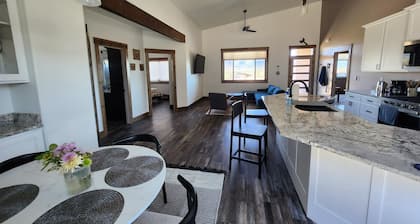 Awesome 3-bedroom house with AC in charming Cortez with views.
