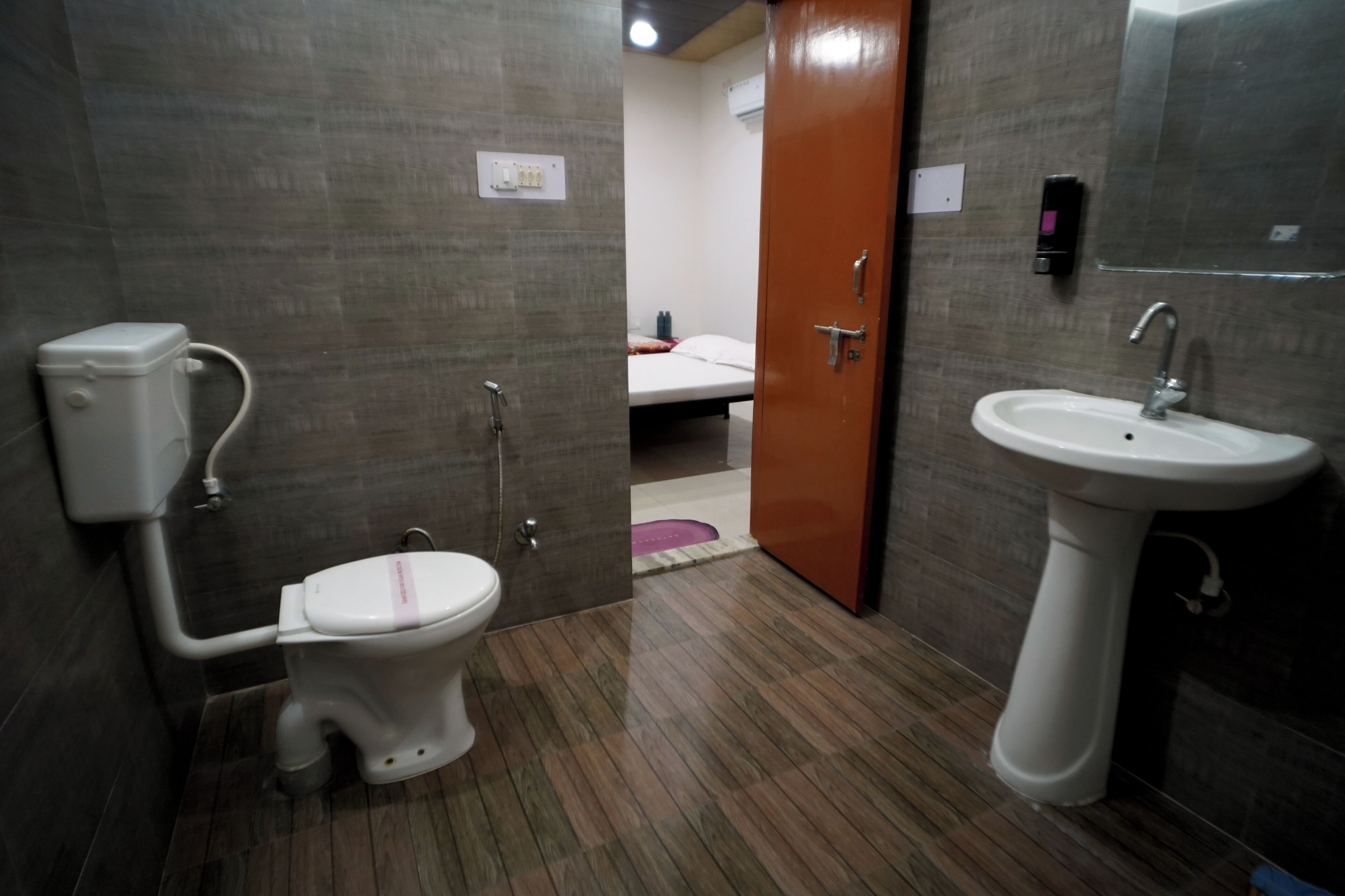 Towels, soap, toilet paper