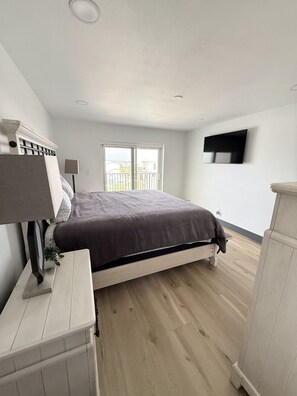 2 bedrooms, iron/ironing board, WiFi, bed sheets - Updated Modern Condo w/ Great Views & Short Walk to Beach! (Fort Myers Beach)