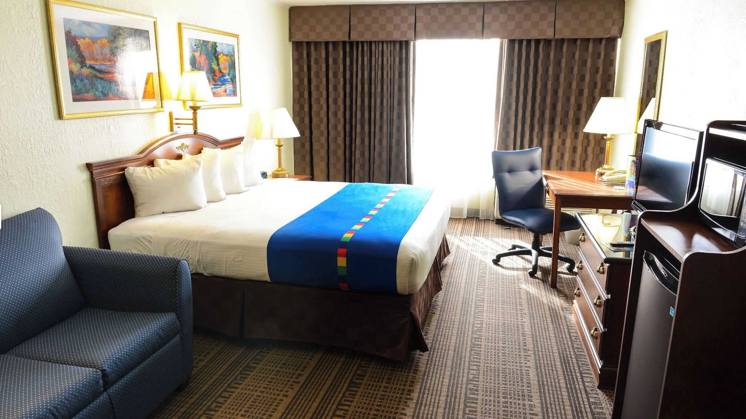 Deluxe Room, Non Smoking, Private Bathroom