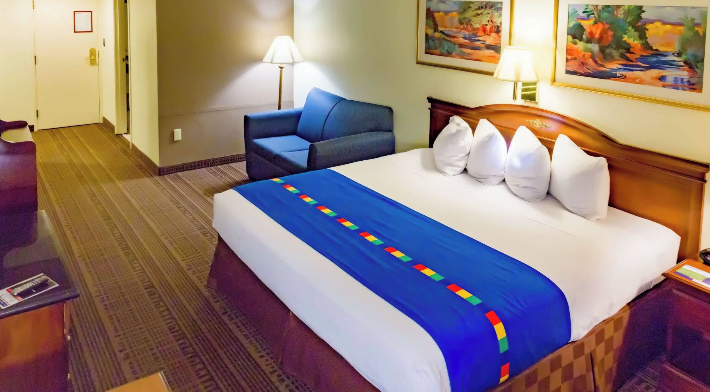 Deluxe Room, Non Smoking, Private Bathroom