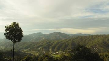 Luxury Suite, Mountain View | Balcony view