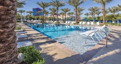 Resort with ANYTHING. I am able to provide any room type including Penthouse.