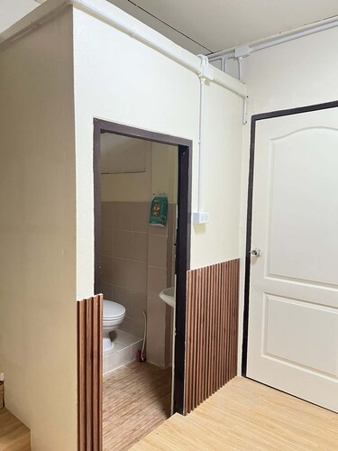 Good location 3 minutes to Kwan Phayao lake, Clean room, Budget-friendly price