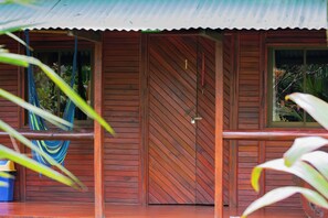 Baita familiare, vista giardino | Dettaglio esterni