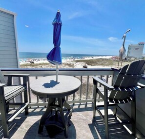 Property grounds - 3 Bedroom Condo with a Beach View in Gulf Shores, AL (Gulf Shores)