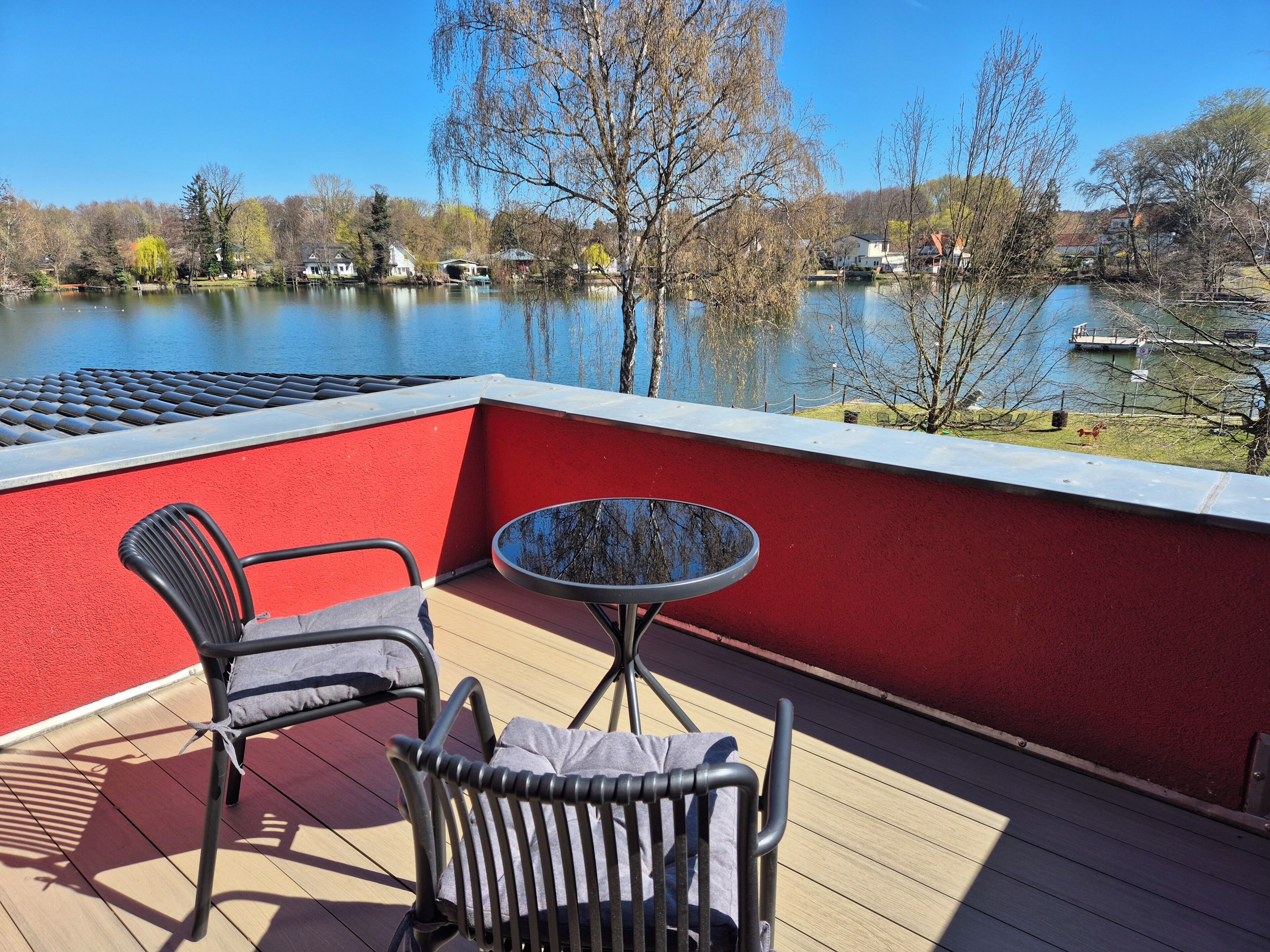 Deluxe-Doppelzimmer, Balkon, Seeblick | Terrasse/Patio